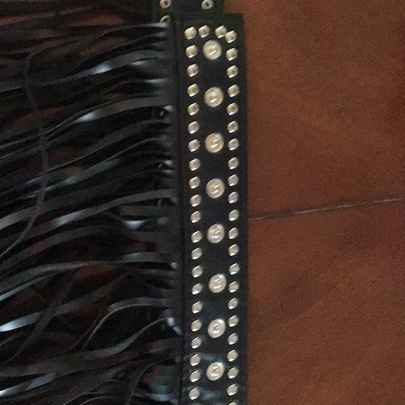 🔥🔥TAKE 50% OFF LIST PRICE 🔥🔥.UNKNOWN DESIGNER. OVERSKIRT - Picture 11 of 12